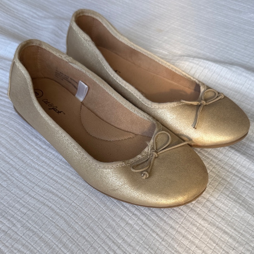 Cat And Jack Elegant Gold Ballet Flats